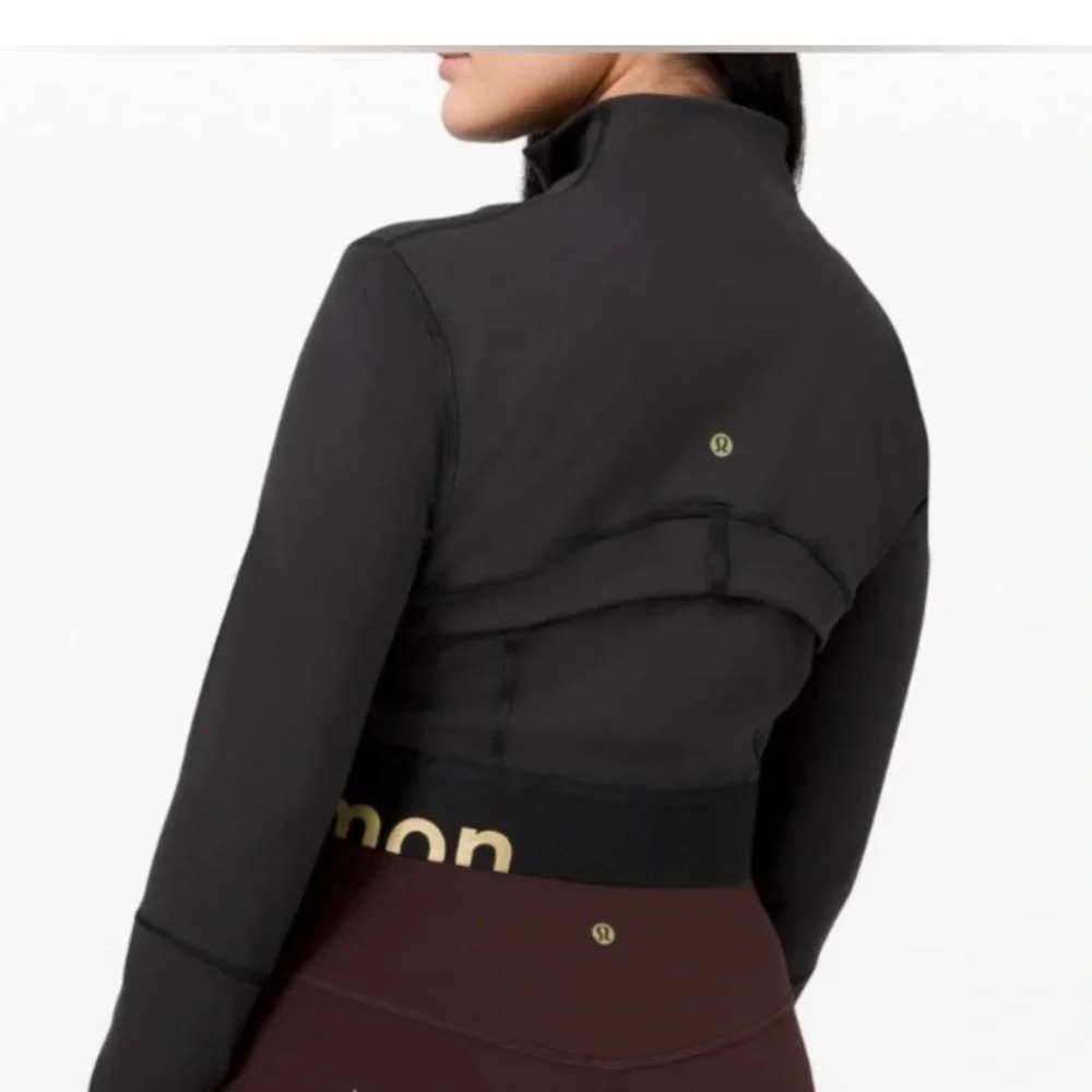 lululemon athletica very good